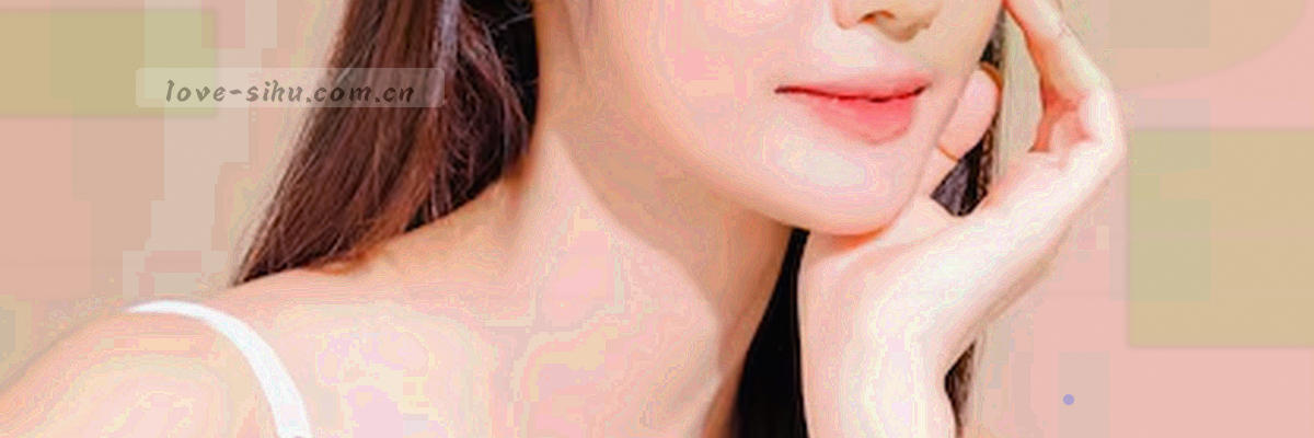 紫色光斑与虚线构成的问号氛围